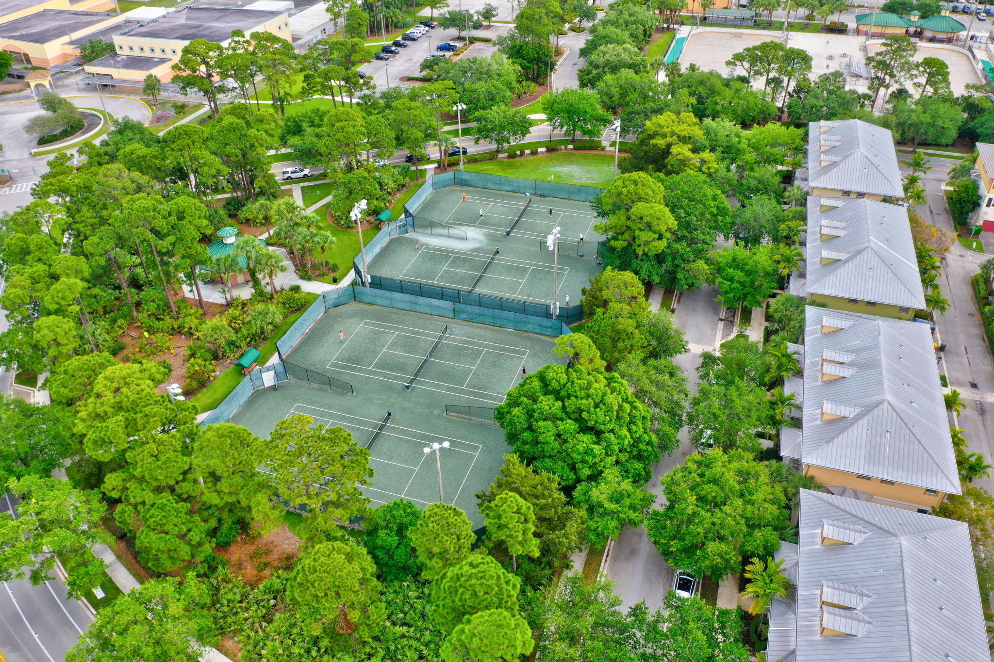 Tennis and outdoor recreation in Abacoa